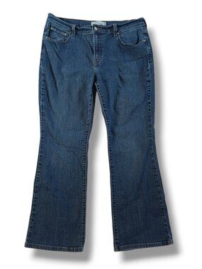 Levi's Womens 515 Jeans Dark Wash Stretch Bootcut Midrise  Size 14 Short 34x29